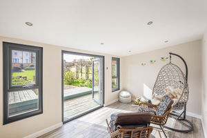 Photo 21- click for photo gallery